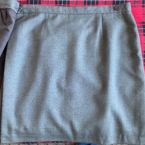 Grey wrap skirt - Picture 5 of 5